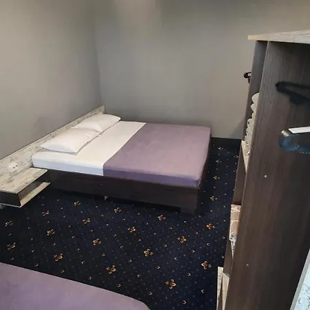 Hotel Nariman Platinum
