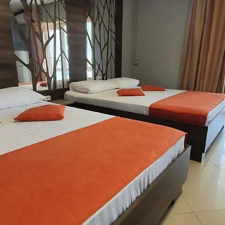 Hotel Nariman Platinum 3*